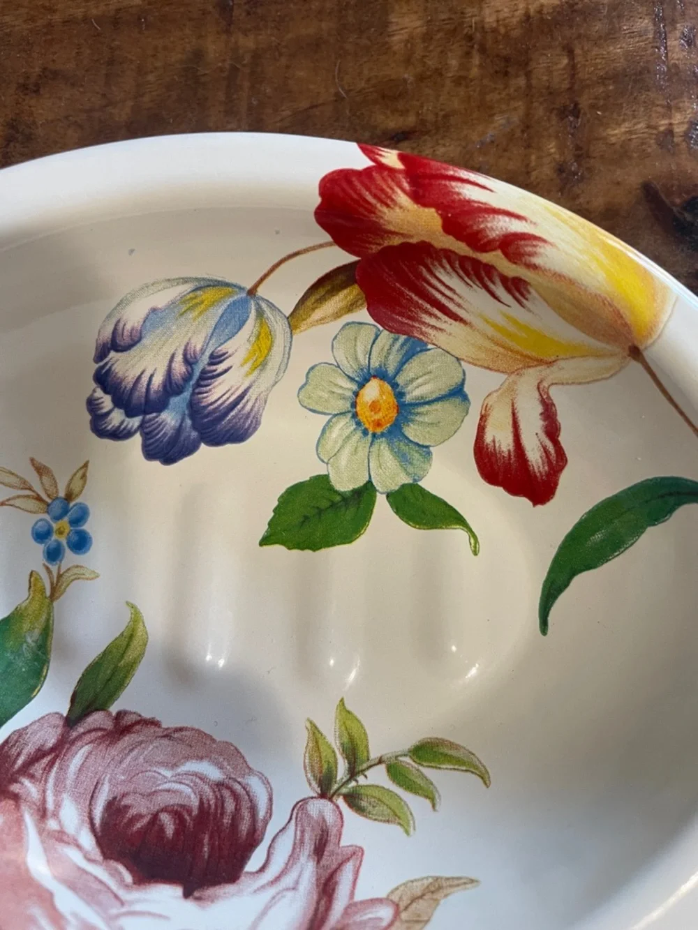 Mackenzie-Childs White Flower Market Enamel Soap Dish - Picture 5 of 7